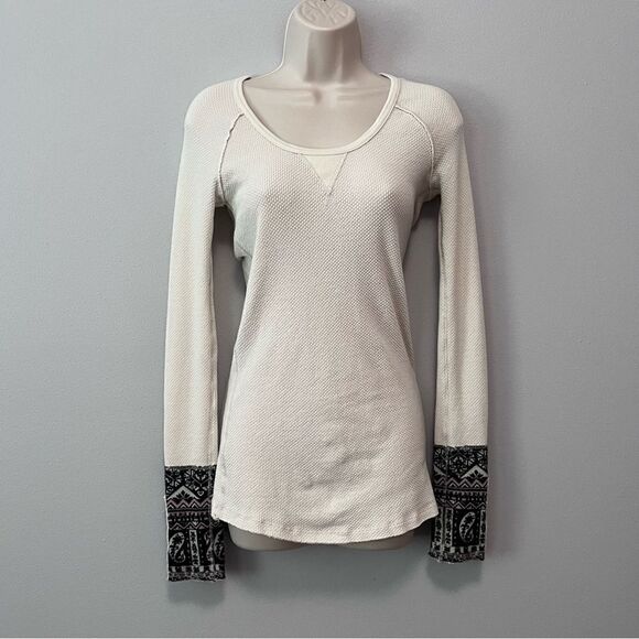 We The Free Waffle Knit Hyperactive Thermal Cuff Size M - Picture 1 of 8